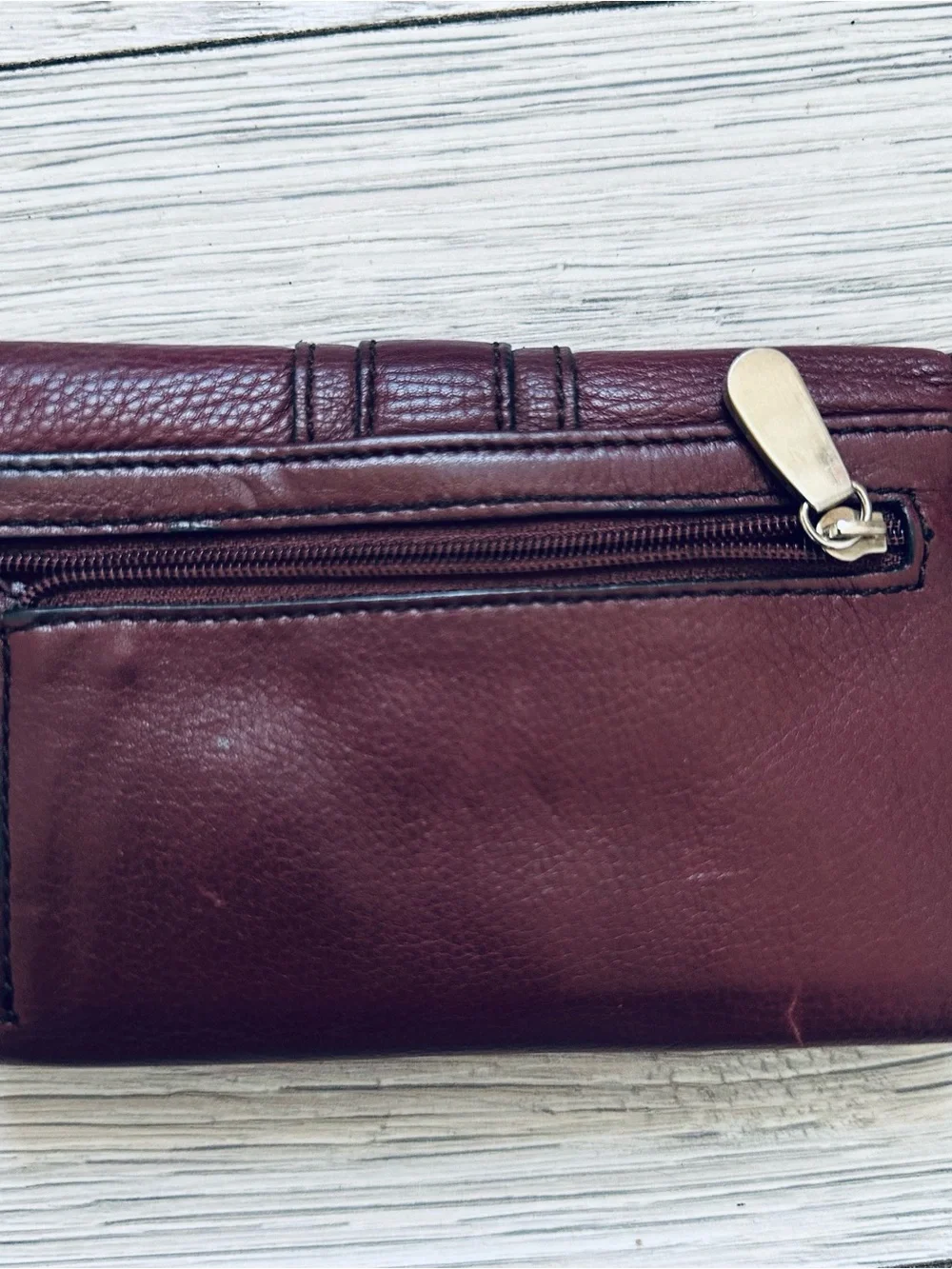 Women's Leather Clutch Wallet in Deep Burgundy